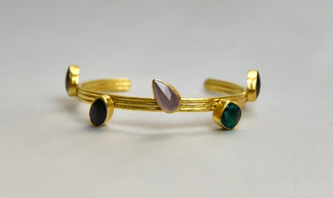 The Exquisite - 22 K gold platted handmade Bracelet with Fresh Green & Dark Brown color polished Stones