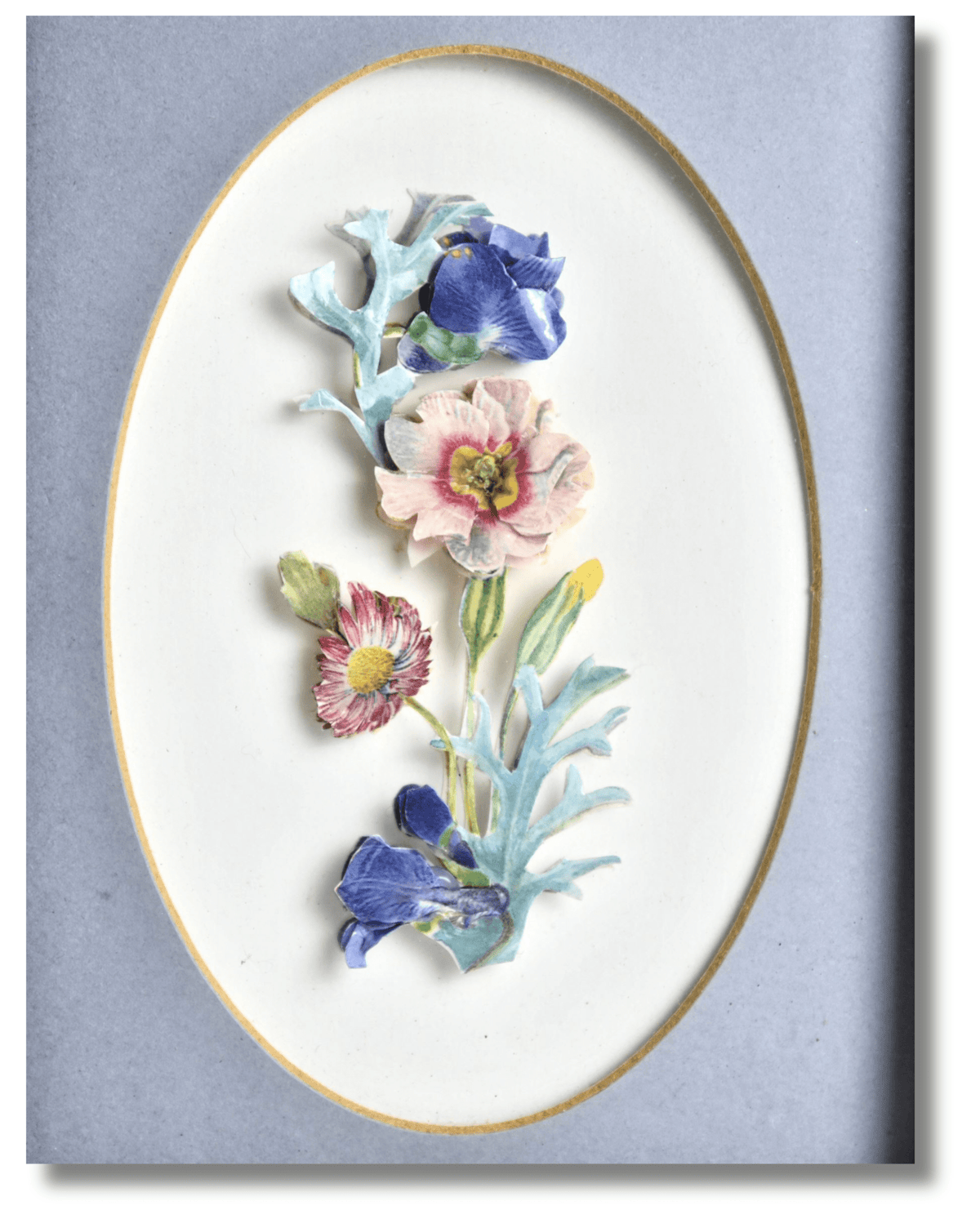 Handcrafted - Crystal Petals - Flower design - Authentic manufacturer.